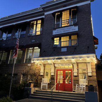 Northside School Bed & Breakfast - Hotels Near Me - Bonners Ferry, Idaho Northside School Bed & Breakfast - Hotels Near Me - Bonners Ferry, Idaho