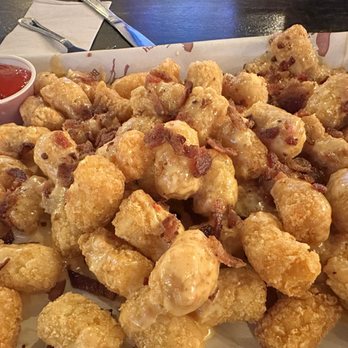 Perch Brewing - Tots with bacon and beer cheese - Breweries Near Me - Gilbert, Arizona