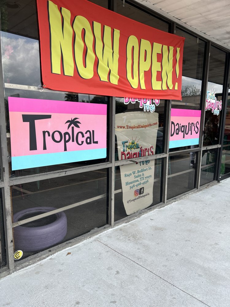 Tropical Daiquiris Logo