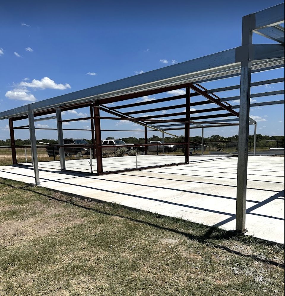 Slide of Kelly Construction