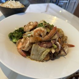 Seafood w/mixed vegetables Seafood w/mixed vegetables