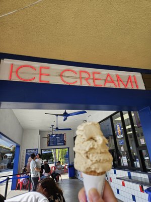 Handel's Homemade Ice Cream by null