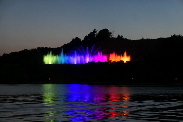 Grand Haven Musical Fountain by null