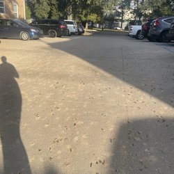 Tutti Frutti - Parking lot in the back of store