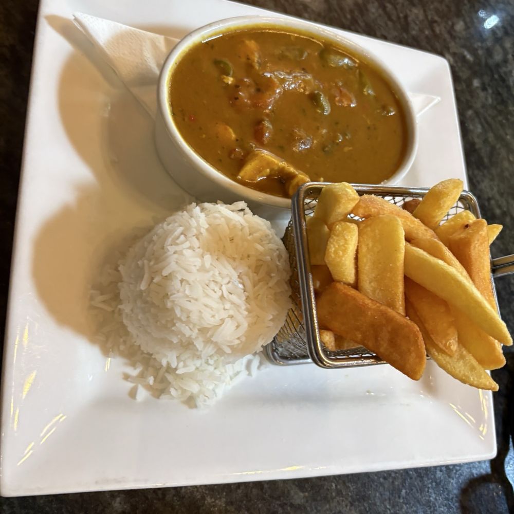 Robert Reade - Delicious chicken curry - Pubs Near Me - Dublin, D Robert Reade - Delicious chicken curry - Pubs Near Me - Dublin, D