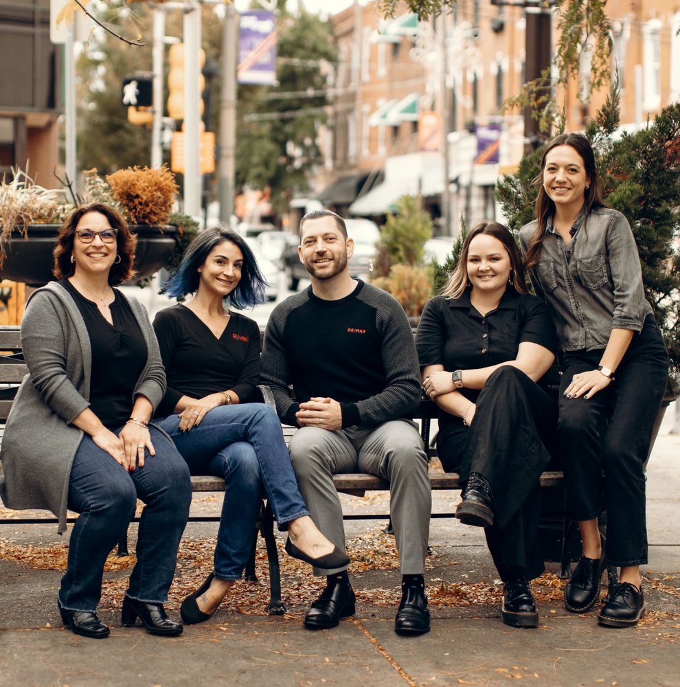 STEPHANIE SARACINI RE/MAX ONE REALTY Updated May 2024 29 Photos 1842 E Passyunk Ave