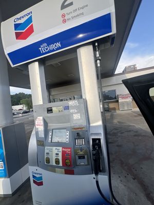 Roebuck Chevron Food Mart