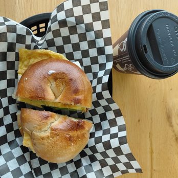 Mustards Cafe - Breakfast & Brunch Near Me - Long Beach, California