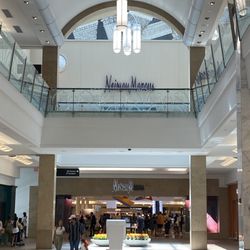 Neiman Marcus - Neiman Marcus, Lenox Square