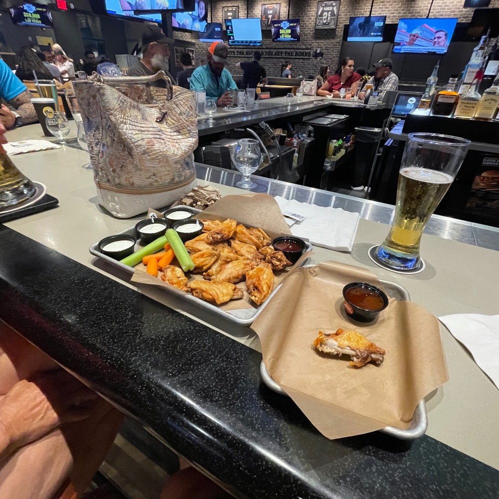 Buffalo Wild Wings - Naked Chicken Wings with Mango-Habanero & Asian Zinc - Sports Bars Near Me - Carlsbad, New Mexico Buffalo Wild Wings - Naked Chicken Wings with Mango-Habanero & Asian Zinc - Sports Bars Near Me - Carlsbad, New Mexico
