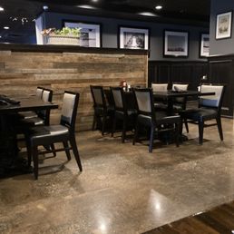 Plenty of comfortable seating Plenty of comfortable seating