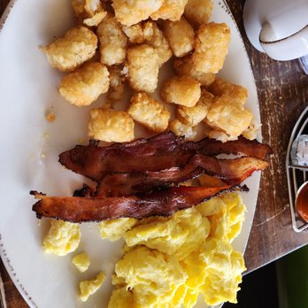 Syrup Cherry Creek - Basic - American Near Me - Denver, Colorado Syrup Cherry Creek - Basic - American Near Me - Denver, Colorado