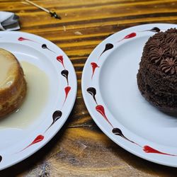 Passione Caffe - Corn cake and chocolate cake