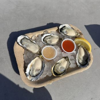 The Fish Store - superior half dozen oysters - Seafood Near Me - Victoria, British Columbia The Fish Store - superior half dozen oysters - Seafood Near Me - Victoria, British Columbia