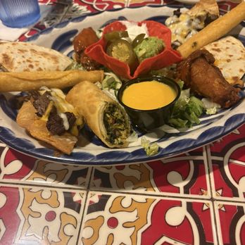 Johnny Tamales - Pasadena - Sampler platter - Mexican Near Me - Pasadena, Texas Johnny Tamales - Pasadena - Sampler platter - Mexican Near Me - Pasadena, Texas