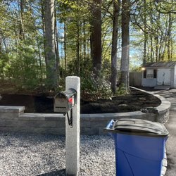 Luxury Landscaping & Hardscaping - New mulch .