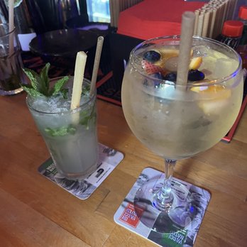 Moreno's Cuba - Mojito and sangria - Cocktail Bars Near Me - Miami Beach, Florida Moreno's Cuba - Mojito and sangria - Cocktail Bars Near Me - Miami Beach, Florida