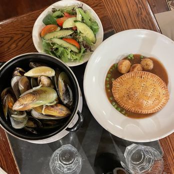 The Occidental - steamed green lip mussels, lamb pie, garden salad - Belgian Near Me - Auckland, AUK The Occidental - steamed green lip mussels, lamb pie, garden salad - Belgian Near Me - Auckland, AUK