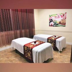Green Jade - Couple Massage Room