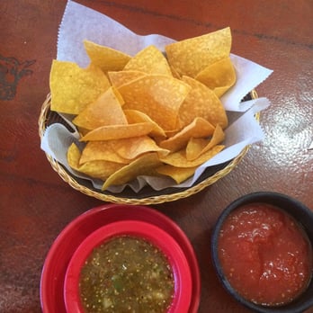 El Rodeo - Salsa and chips - Mexican Near Me - La Vergne, Tennessee