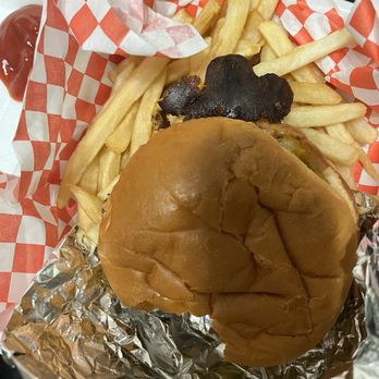 Pizza Break - Classic CheeseburgerCheeseburger - American Near Me - San Antonio, Texas Pizza Break - Classic CheeseburgerCheeseburger - American Near Me - San Antonio, Texas