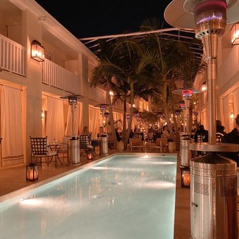 Cara Restaurant - atmosphere - New American Near Me - Los Angeles, California