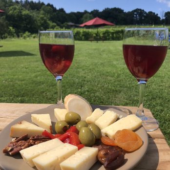 Big Creek Vineyard - Delicious Sangria with their La Brusca sweet red, so good! - Wineries Near Me - Kunkletown, Pennsylvania Big Creek Vineyard - Delicious Sangria with their La Brusca sweet red, so good! - Wineries Near Me - Kunkletown, Pennsylvania