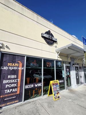 Empanada Harry's Bakery & Cafe by null