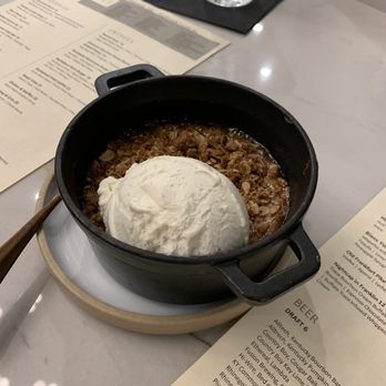 33 Staves - Peach cobbler - Southern Near Me - Lexington, Kentucky 33 Staves - Peach cobbler - Southern Near Me - Lexington, Kentucky