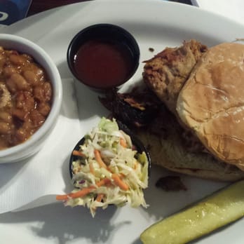 Cali BBQ - Pulled pork sandwich - Barbeque Near Me - Spring Valley, California Cali BBQ - Pulled pork sandwich - Barbeque Near Me - Spring Valley, California