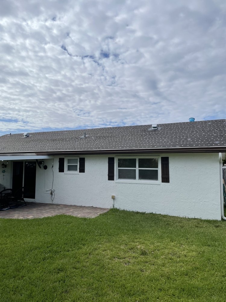 Slide of Glades Edge Roofing