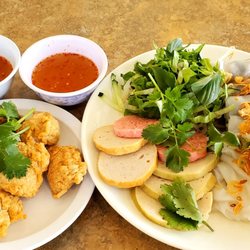Phuong Nga Banh Cuon - Giò Chiên, Fried Pork Paste and #1 Bánh Cuốn, Ướt Đặc Biệt
