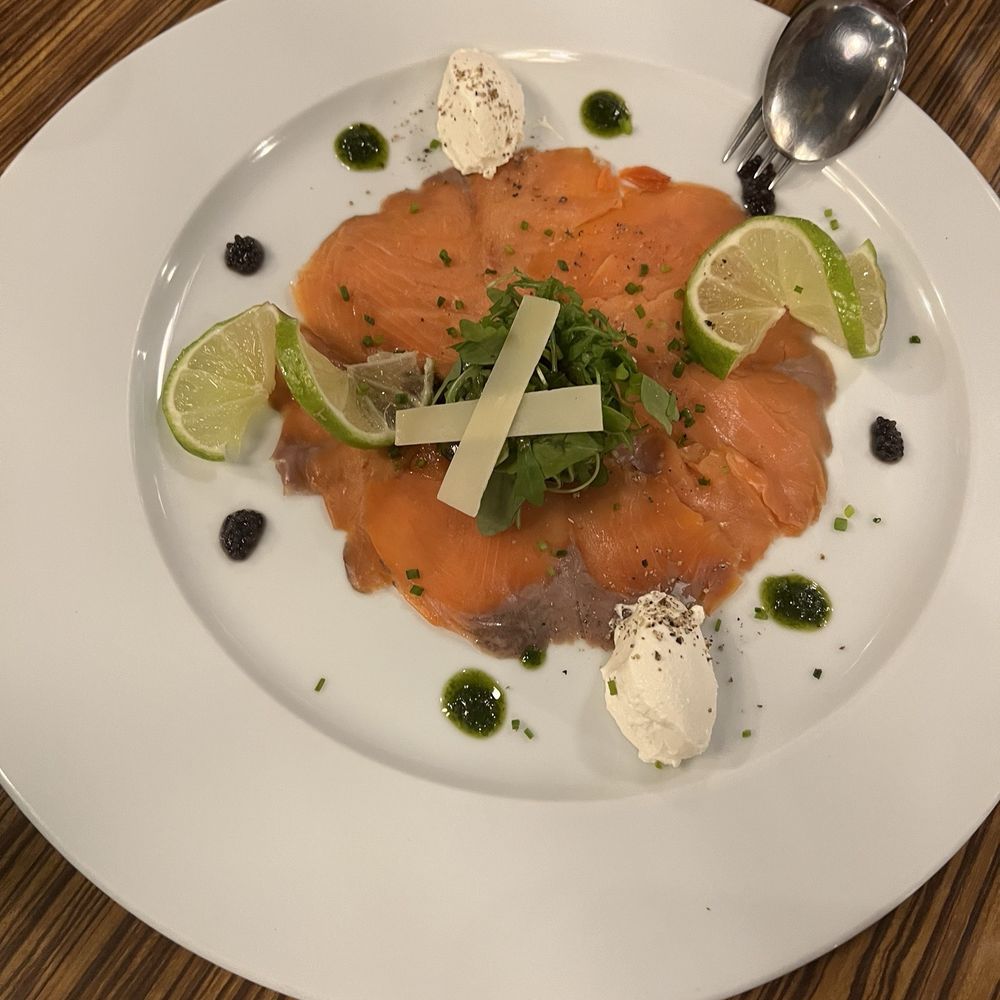 La Ricotta - Salmon appetizer - Italian Near Me - Porto, 13