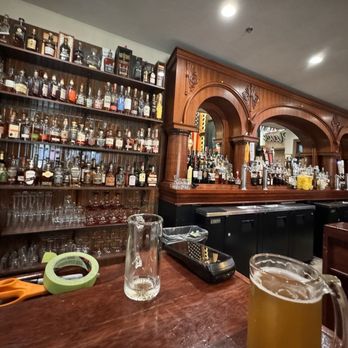 Reba's Place - A view of the bar. - American Near Me - Atoka, Oklahoma