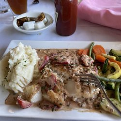 Riviera Hills Restaurant & Lounge - Pan seared fresh cod sauce with strawberries
