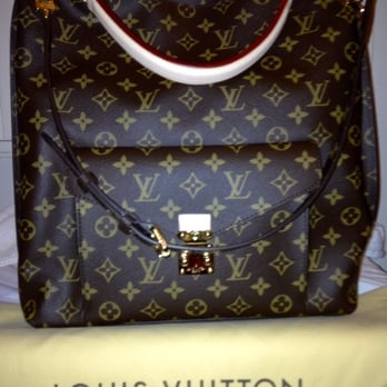 Louis Vuitton - Luggage Near Me - Paris, 75 Louis Vuitton - Luggage Near Me - Paris, 75