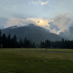 Luccock Park - Mountain view early in the morning