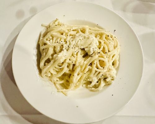 Alla Famiglia by null