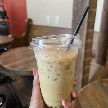Old Fox Books - Coffee & Tea Near Me - Annapolis, Maryland