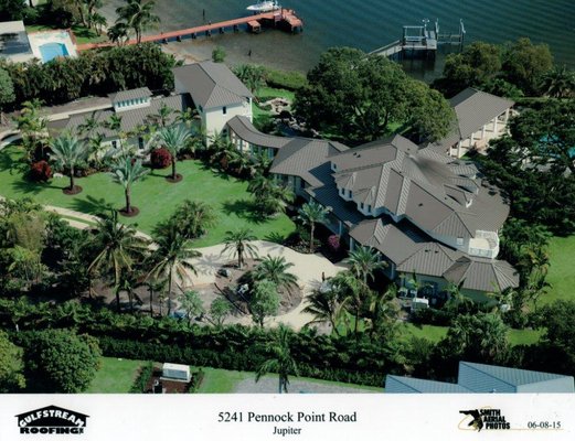 Gulfstream Roofing Logo