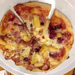 Pizzeria Como Lario - Pizza Hawaii