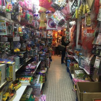 太原街 - Tai Yuen Street - Local Flavor Near Me - Hong Kong, HK