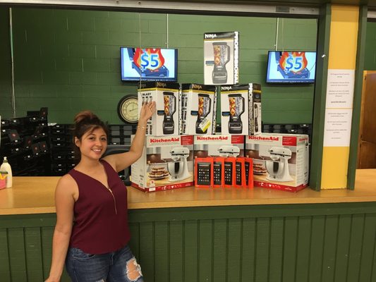 CIRCUS BINGO BLANCO - 28 Photos & 10 Reviews - Bingo Halls - 3719