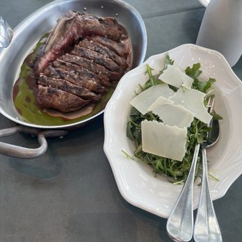 A’Mare - Steak and arugula salad - Italian Near Me - Barangaroo, NSW A’Mare - Steak and arugula salad - Italian Near Me - Barangaroo, NSW
