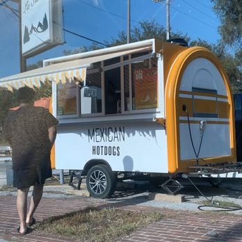 La Sierra - Hot Dog Truck - Mexican Near Me - Omaha, Nebraska