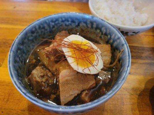 Mochiron Izakaya by null