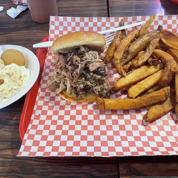 Beane Brothers - Pulled Pork Sandwhich - Desserts Near Me - Smyrna, Tennessee Beane Brothers - Pulled Pork Sandwhich - Desserts Near Me - Smyrna, Tennessee