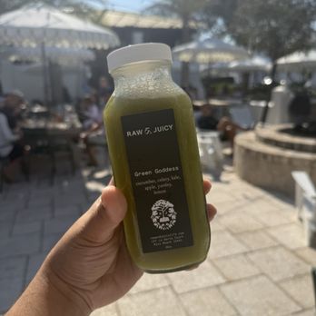 Raw and Juicy - Coffee & Tea Near Me - Alys Beach, Florida