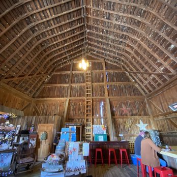 Cayuga Ridge Estate Winery - Love the barn - Wineries Near Me - Ovid, New York Cayuga Ridge Estate Winery - Love the barn - Wineries Near Me - Ovid, New York