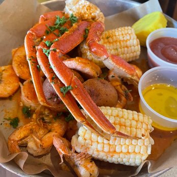 Fuller's Raw Bar - Seafood Near Me - Hampton, Virginia